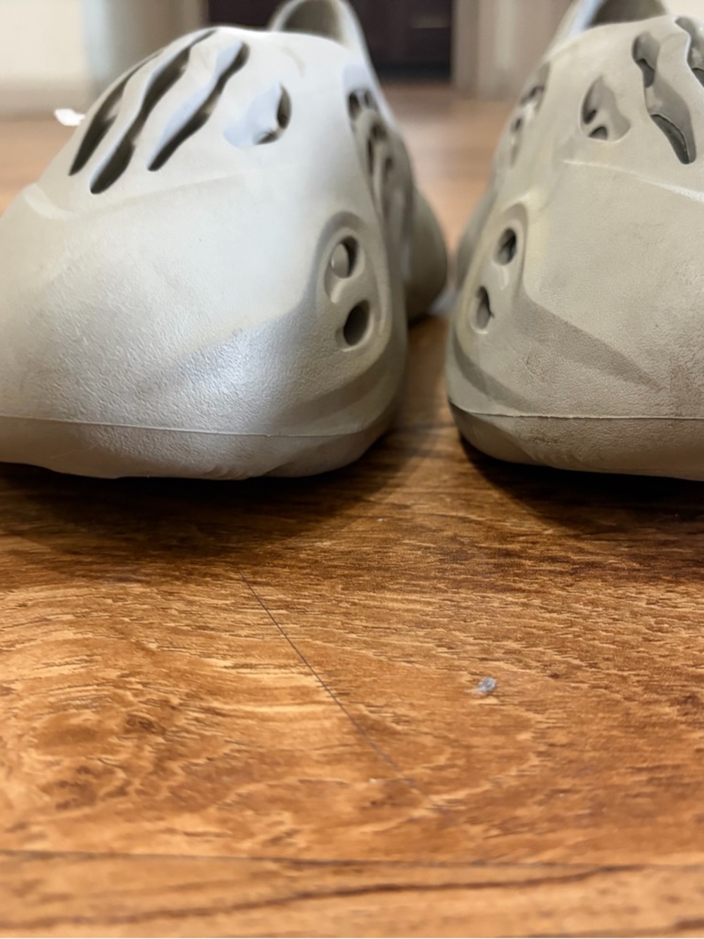 ADIDAS YEEZY FOAM RUNNER - Picture 6 of 9